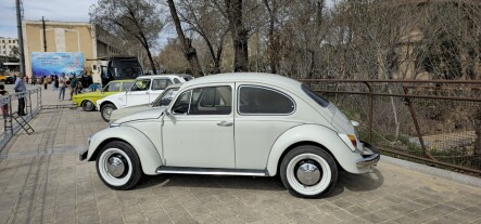 گزارش تصویری از نمایشگاه خودرو‌های کلاسیک، کمپر، سافاری وامداد خودرو کانون جهانگردی و اتومبیلرانی استان قزوین