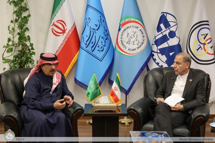 سفیر عربستان در ایران: ایران سرزمینی شگفتانگیز است/ اهمیت تاریخی راه زمینی میان ایران و عربستان به مانند راه ابریشم است