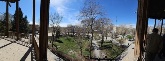 گزارش تصویری از نمایشگاه خودرو‌های کلاسیک، کمپر، سافاری وامداد خودرو کانون جهانگردی و اتومبیلرانی استان قزوین